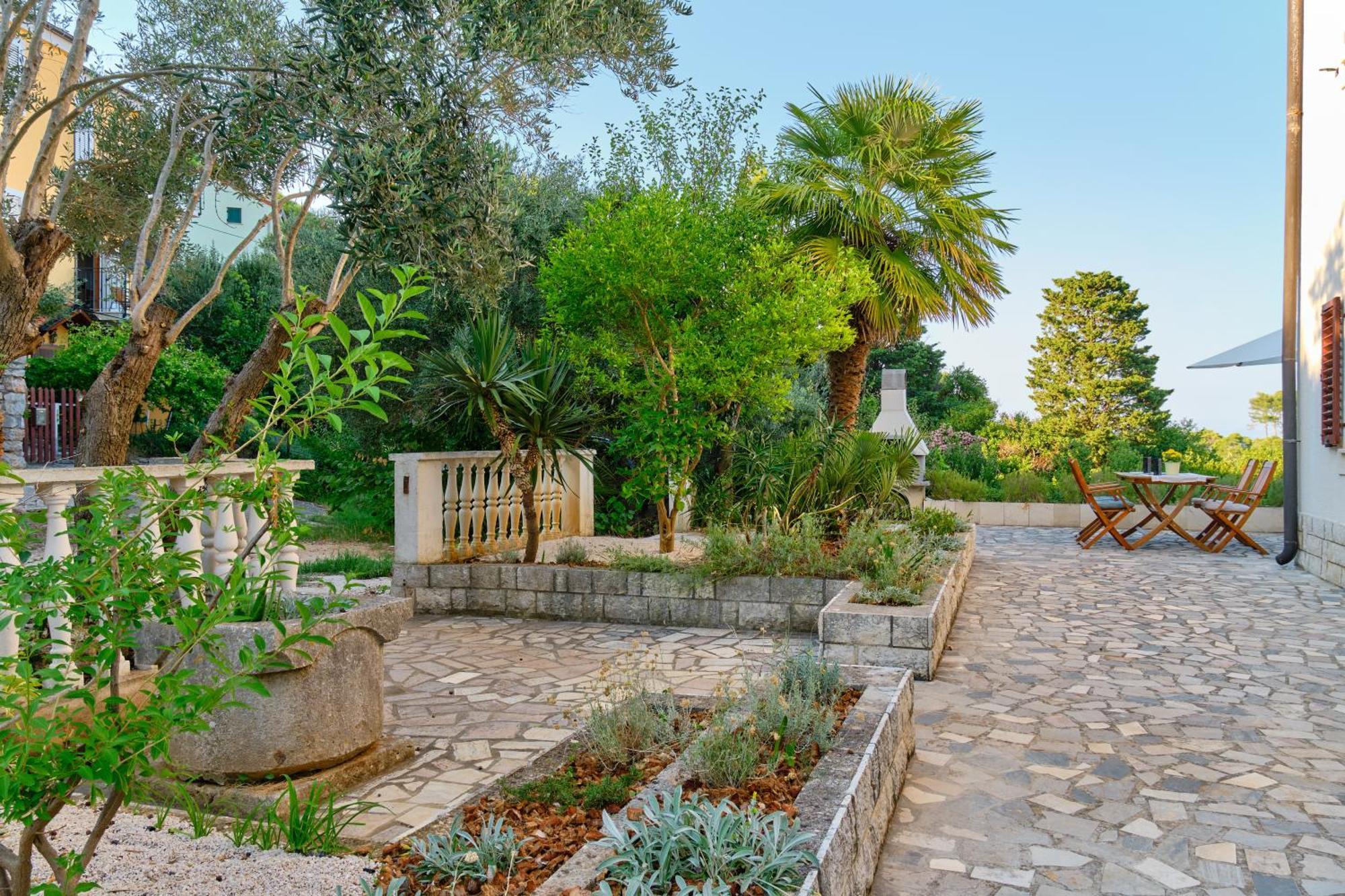 Apartment Pepermint - Iqm Destination Quality Veli Losinj Exterior photo